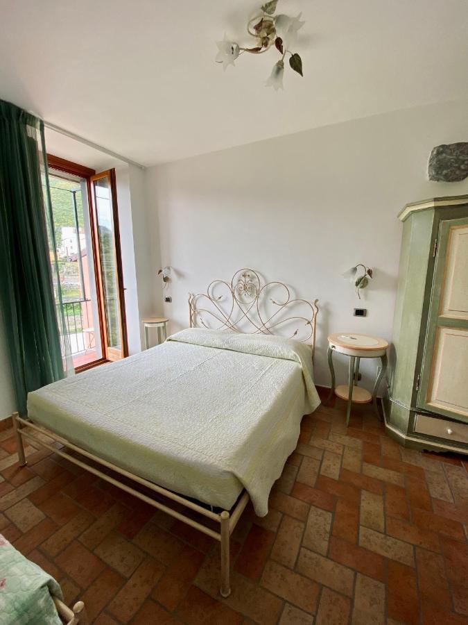 Sandra Villa Rooms Corniglia Bagian luar foto