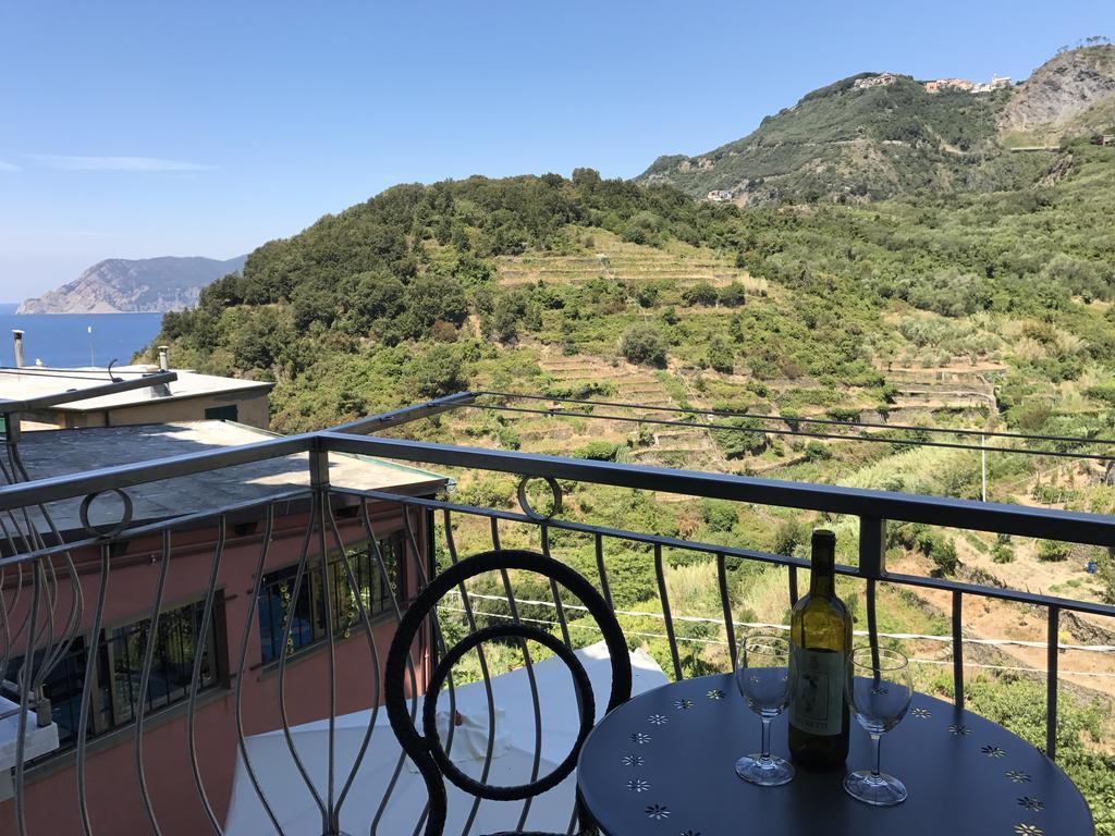 Sandra Villa Rooms Corniglia Bagian luar foto