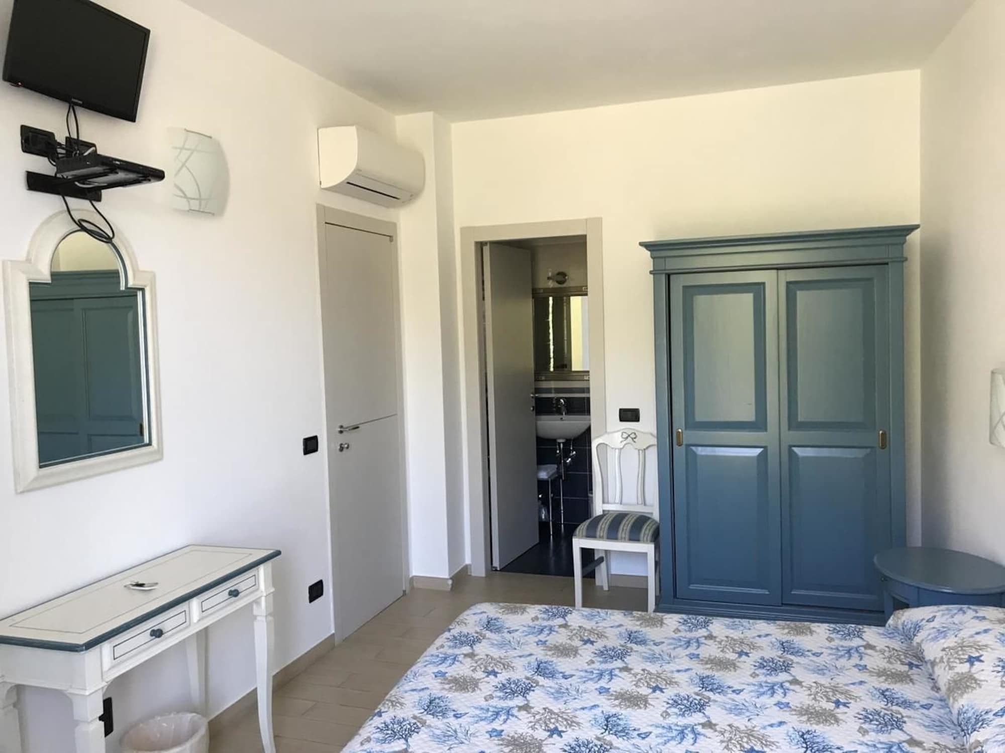 Sandra Villa Rooms Corniglia Bagian luar foto